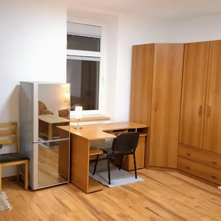 Ticha Priestranna Garsonka V Centre Mesta Apartment Ruzomberok